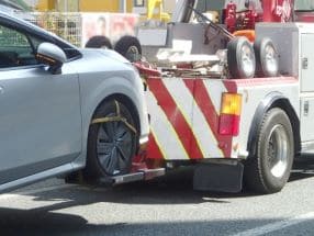 バッテリー上がりで車が動かせない時